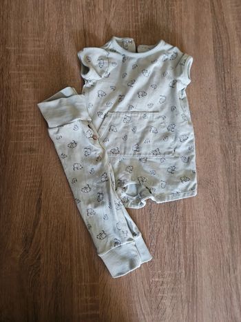 Ensemble combi + leeging taille 3 mois 🌸