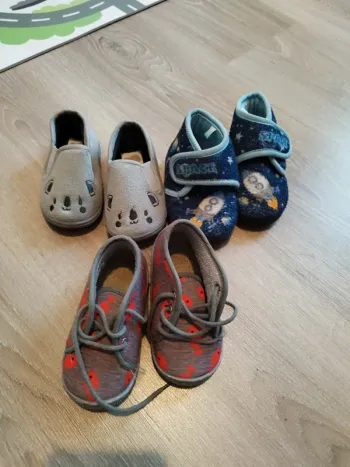 Lot pantoufles bébé garçon