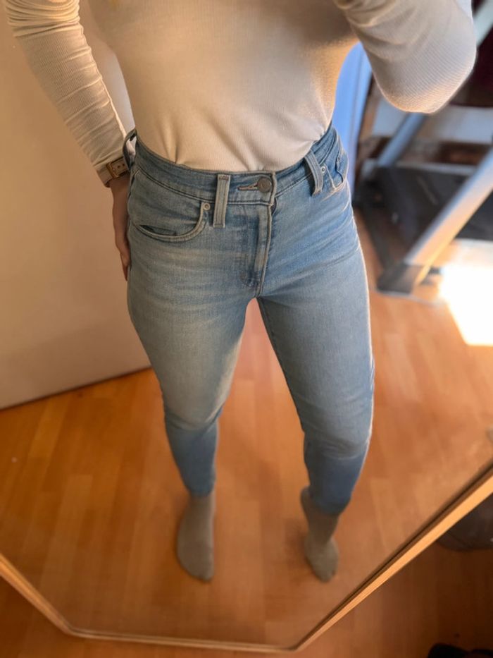 Jean bleu clair High Waisted Mom Jean Levis 24 (36 - 36) - photo numéro 4