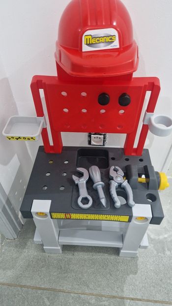 Jeu de bricolage / Atelier/ établi  / outils