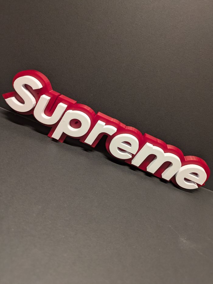 Création décorative inspirée du logo Supreme – Rouge & Blanc