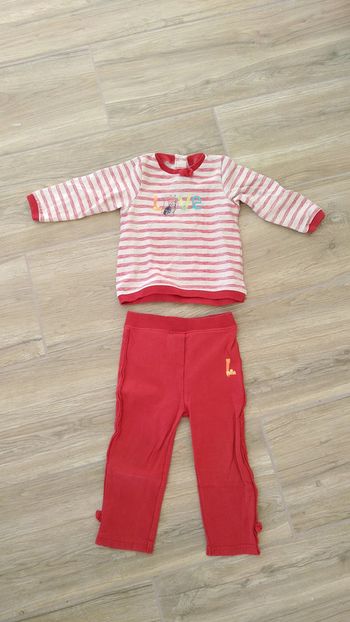 Ensemble ou jogging fille 2 ans