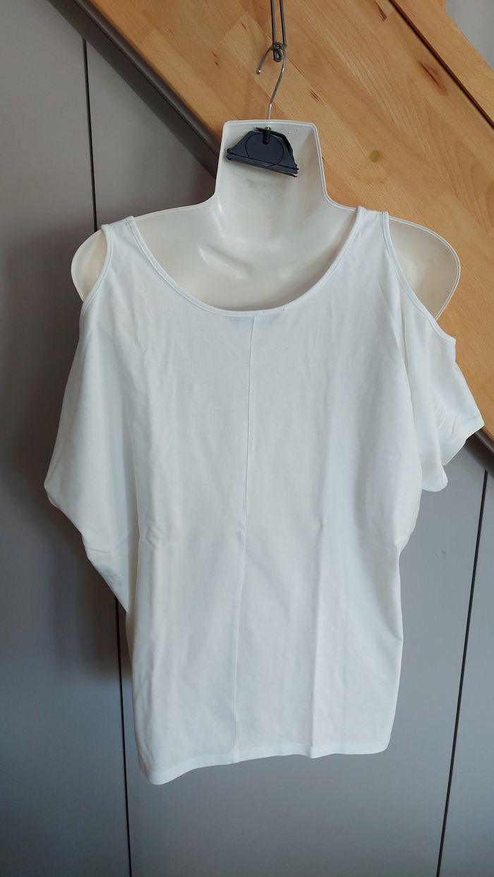 Tee-shirt - photo numéro 3