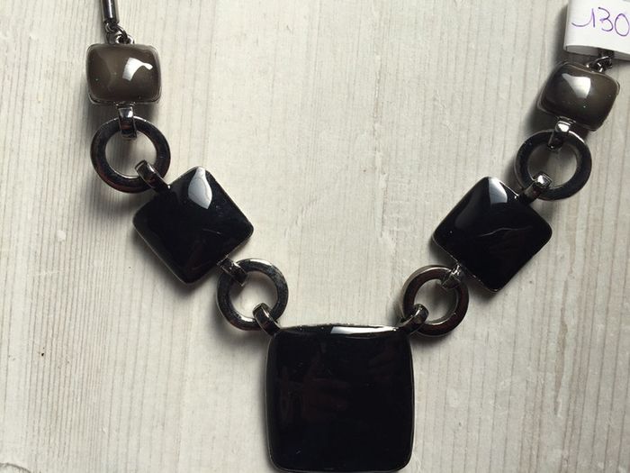 130-Collier argenté noir NEUF - photo numéro 2
