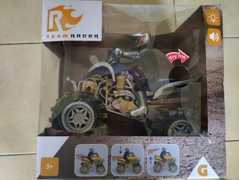 Quad xl neuf 3 ans 