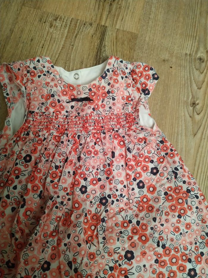 Robe fleurie et son legging / 3 mois - photo numéro 2