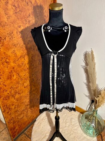 Robe noire La Mode Est à Vous avec dentelle - Taille 36