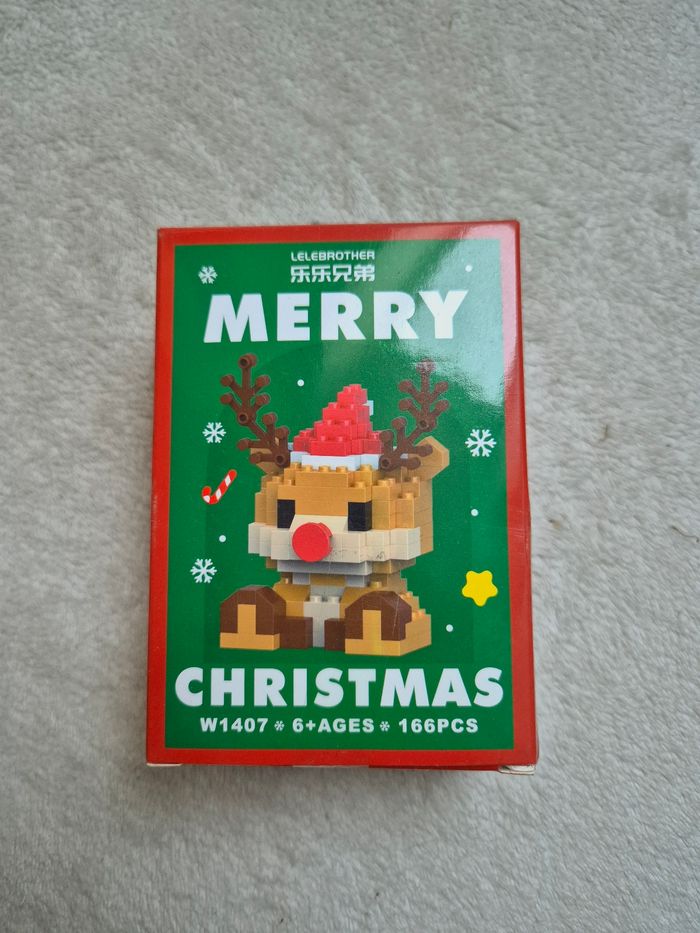 Renne de Noël à construire avec des petits blocs de construction - photo numéro 2