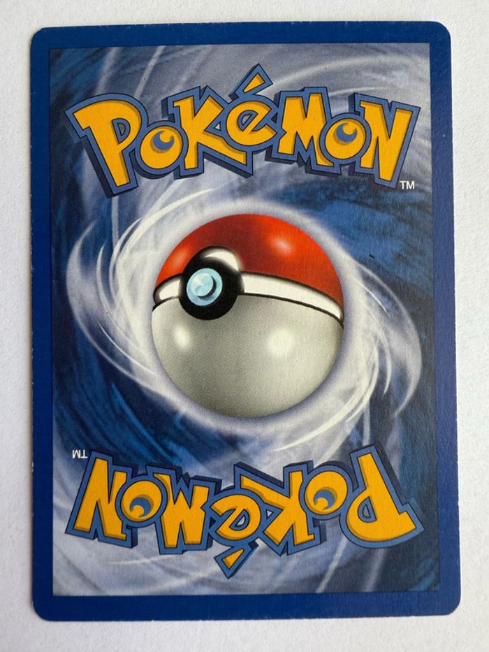 Carte Pokémon Machoc Reverse 117/165 Expédition FR usée - photo numéro 2