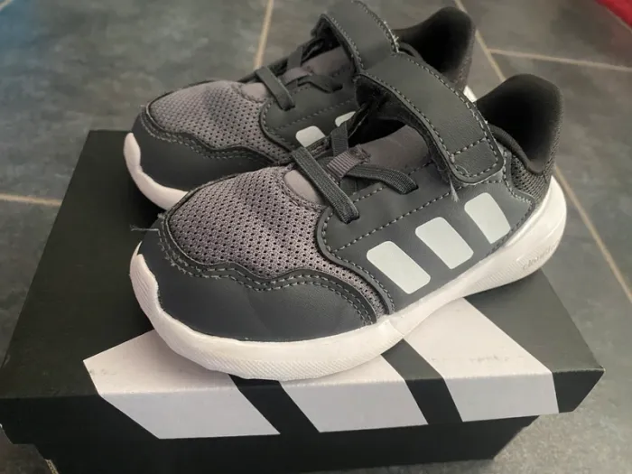 Baskets Adidas Tensaur Run 3.0 EL I Taille 26 - photo numéro 3