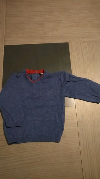Pull col v kiabi 9 mois