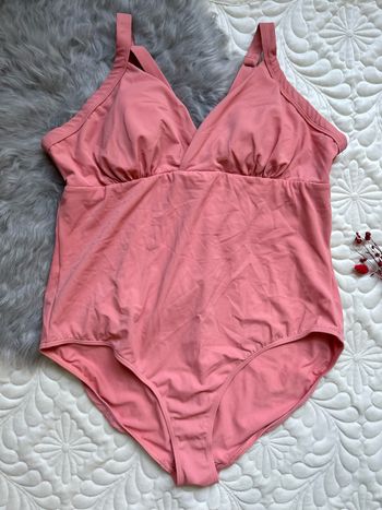 Maillot de bain 1 pièce avec coques amovible taille 3XL / 46 • boutique indépendante • neuf