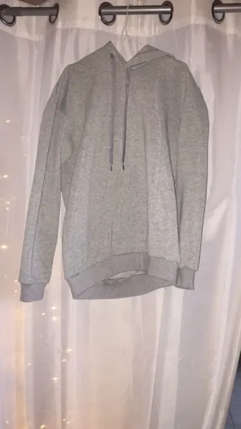 Pull gris