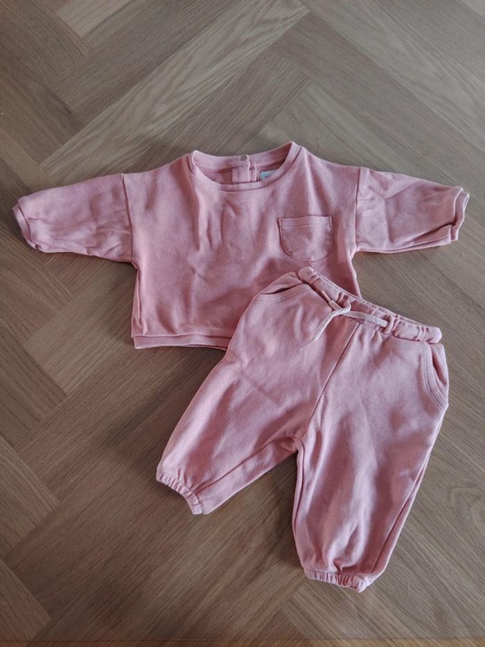 Ensemble survêtement bébé fille