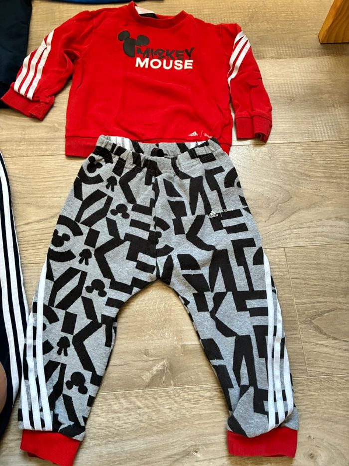 Lot jogging 2/3 ans - photo numéro 7