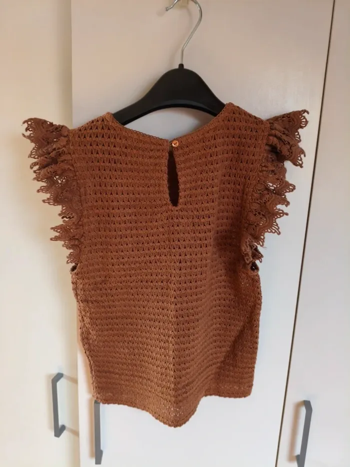 Top crochet marron - photo numéro 5