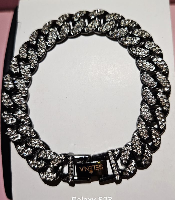 Gourmette Argent Noir avec Sortie de Strass.