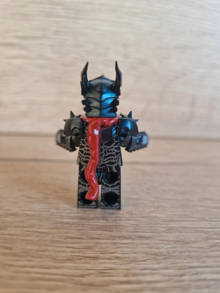 Figurine type lego Chainsaw - photo numéro 3