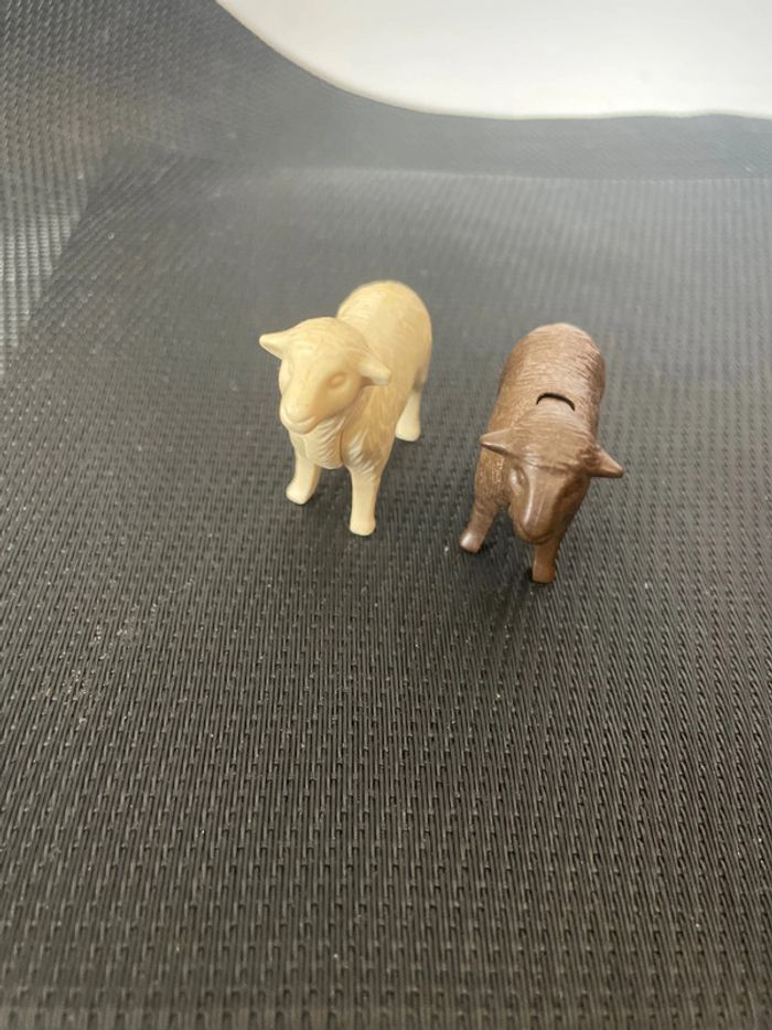 Playmobil lot 2 figurines moutons 1 marron + 1 blanc animaux de la ferme arche de Noé - photo numéro 4