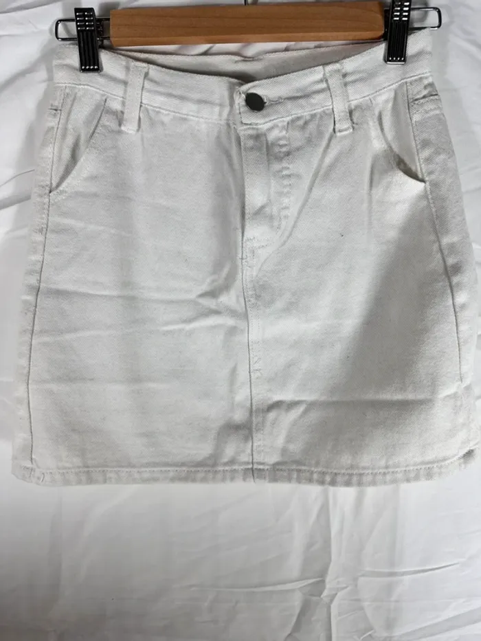 Jupe en jean blanche YesStyle