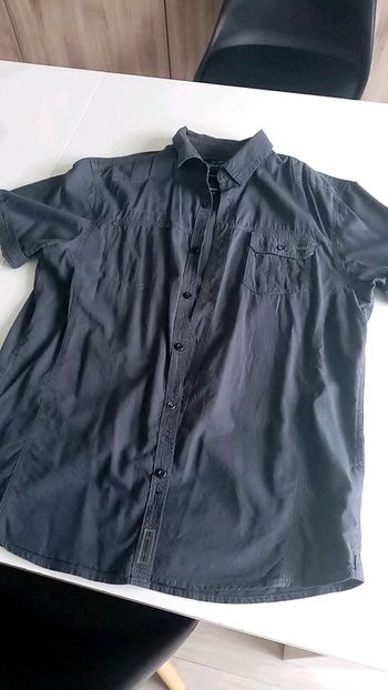 Chemise manches courtes taille L