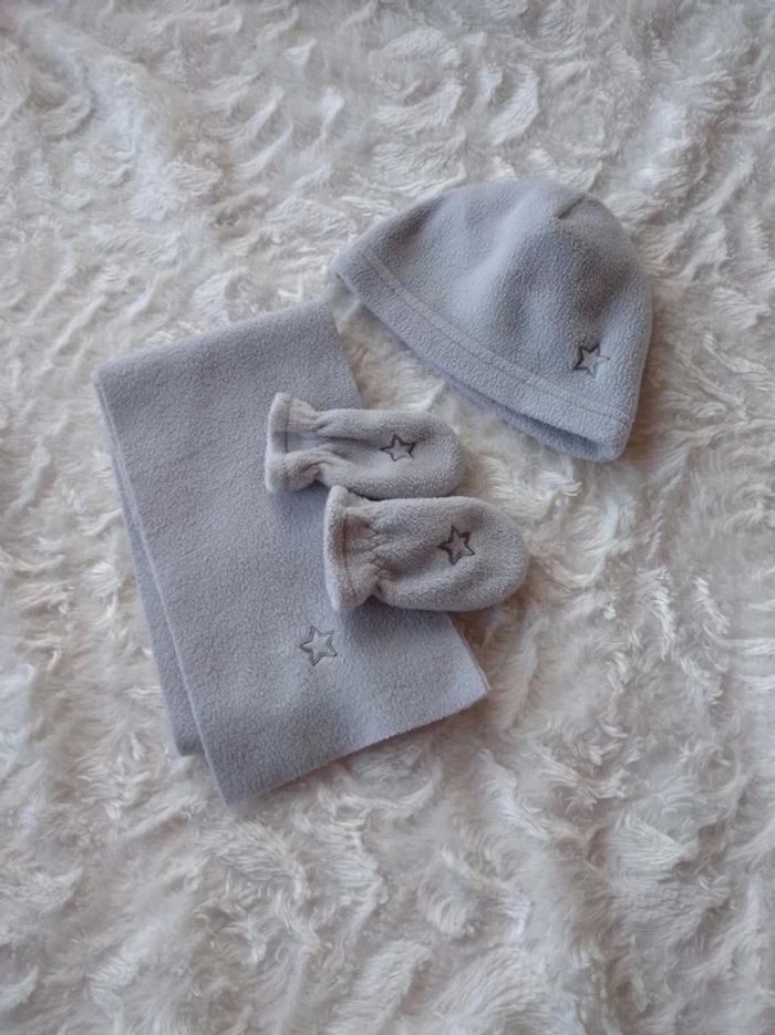 Ensemble (écharpe, gants, bonnet) Mixte 0/3 mois étoile Auchan