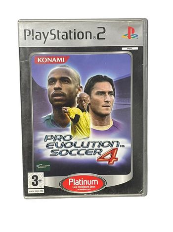 Jeu vidéo Pro Évolution Soccer 2004 sur console PlayStation 2