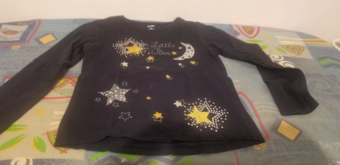 Tee-shirt manches longues kiabi 8 ans