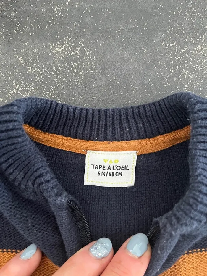 Gilet à rayures zippé marque Tape à l’œil taille 6 mois - photo numéro 2