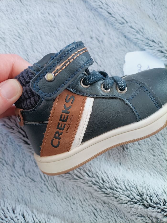 Chaussures garçon taille 21 - photo numéro 3