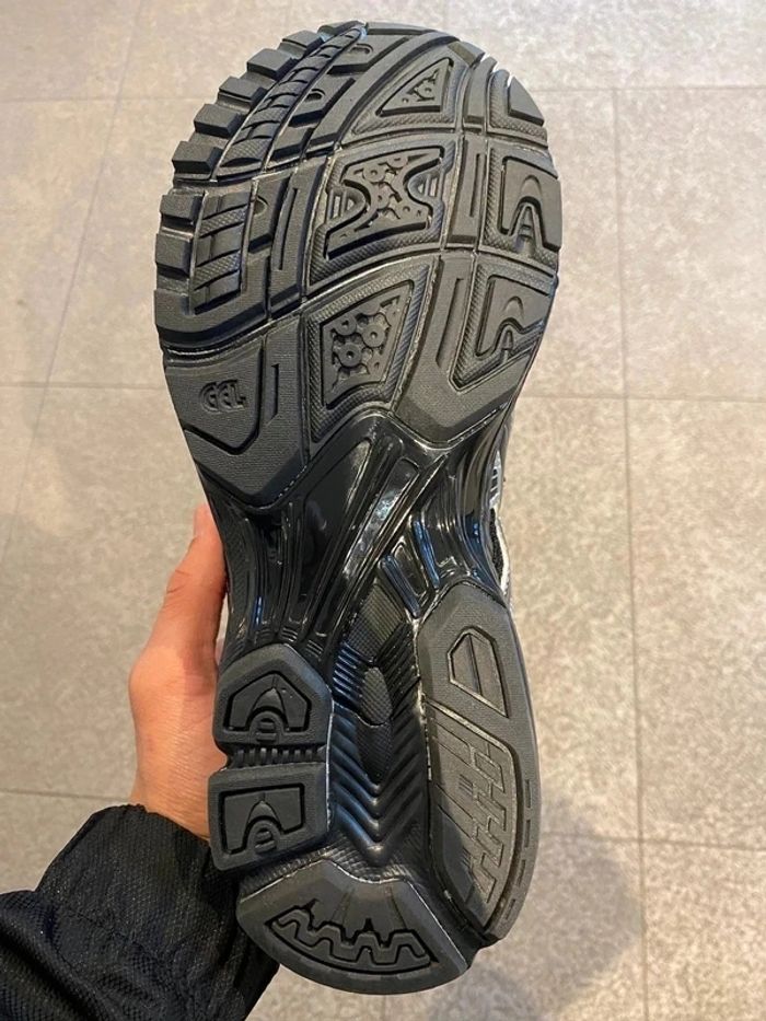 Asics Gel NYC Kayano 14 Taille 38 - photo numéro 4