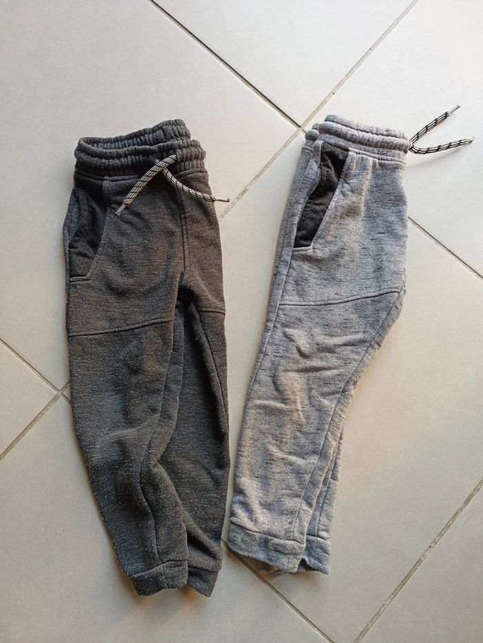 Joggings taille 4 ans