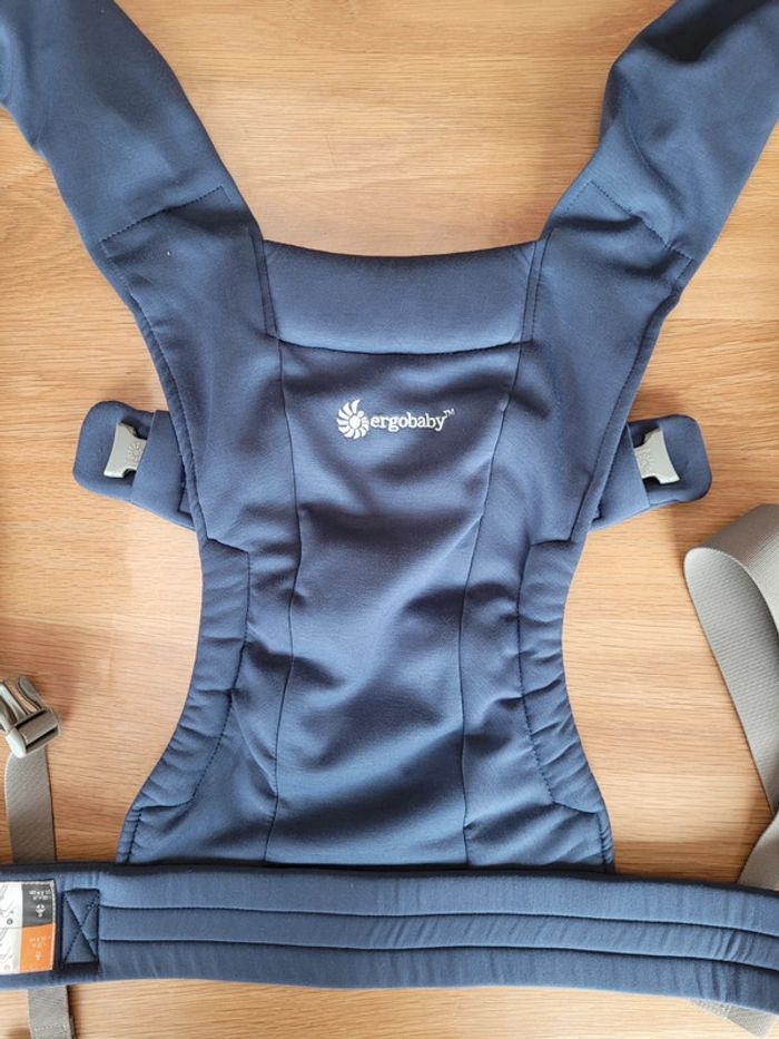 Porte-bébé ergobaby embrace spécial nouveau né - photo numéro 2