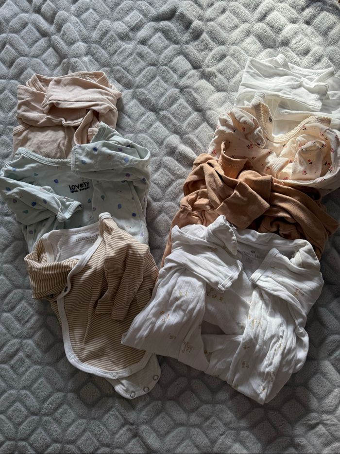 lots pyjamas et bodies