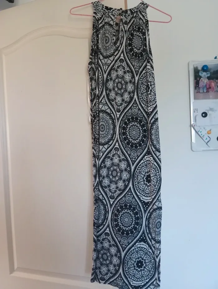 Robe longue sans manches tissaia taille 42 - photo numéro 3