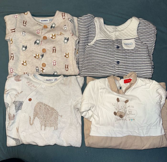 Lot 14 grenouillères - photo numéro 2