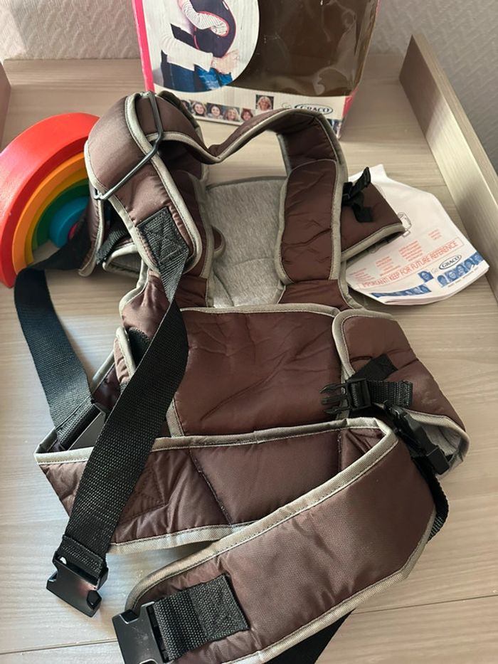Porte bébé graco - photo numéro 4