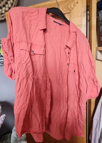 Chemise lin kiabi neuve jamais portée sans étiquette 52 saumon corail