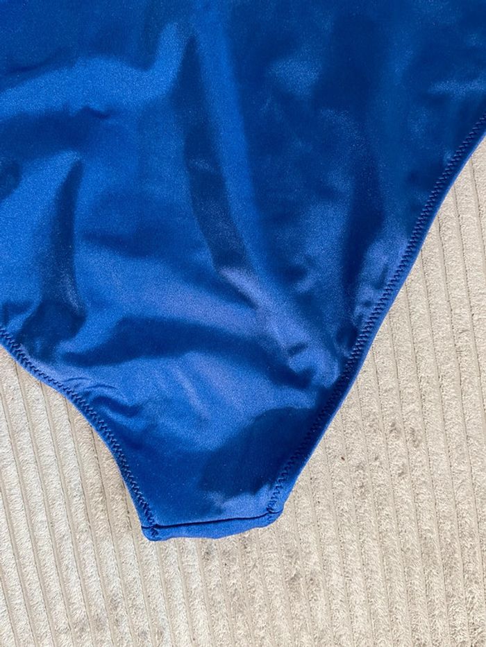 Maillot de bain bleu brillant - photo numéro 8