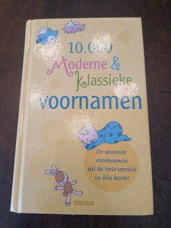 Boek 10.000 Moderne & Klassieke Voornamen