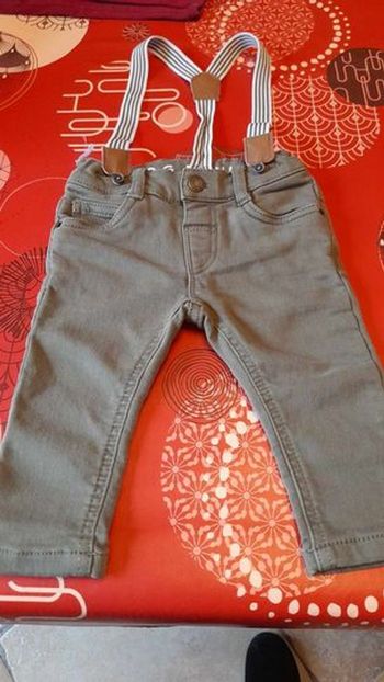 Pantalon à bretelles garçon