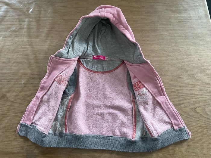 Sweat à capuche sans manche - photo numéro 4