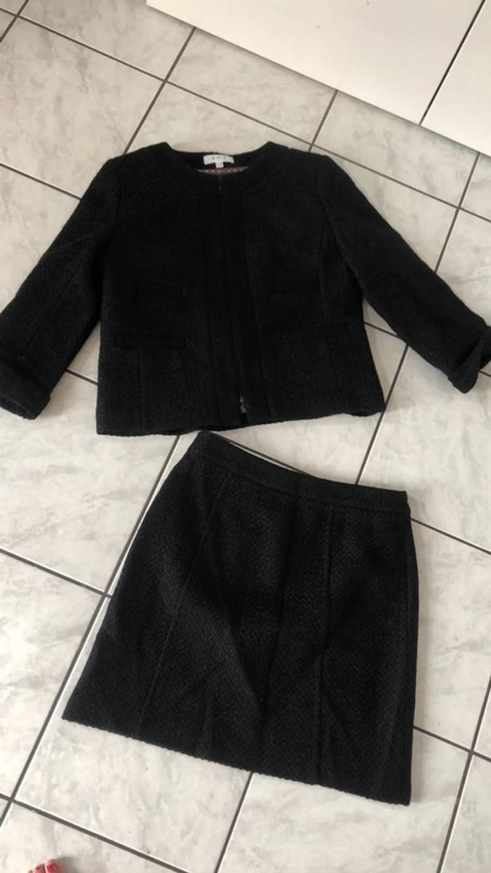 123 tailleur veste 42 et jupe 38