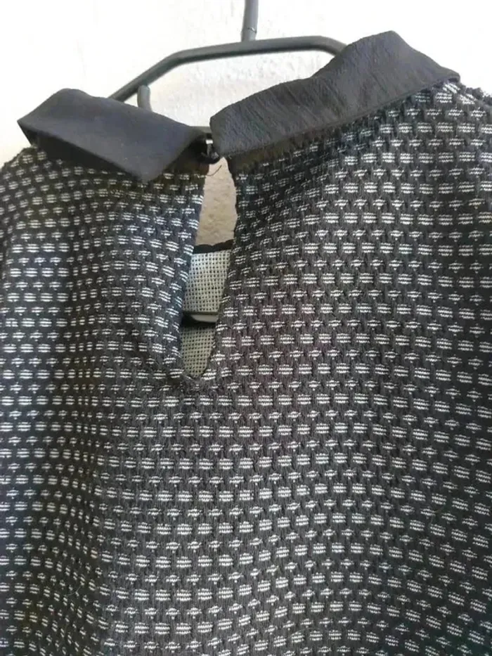 T-shirt élégant à manches longues taille XS - photo numéro 7