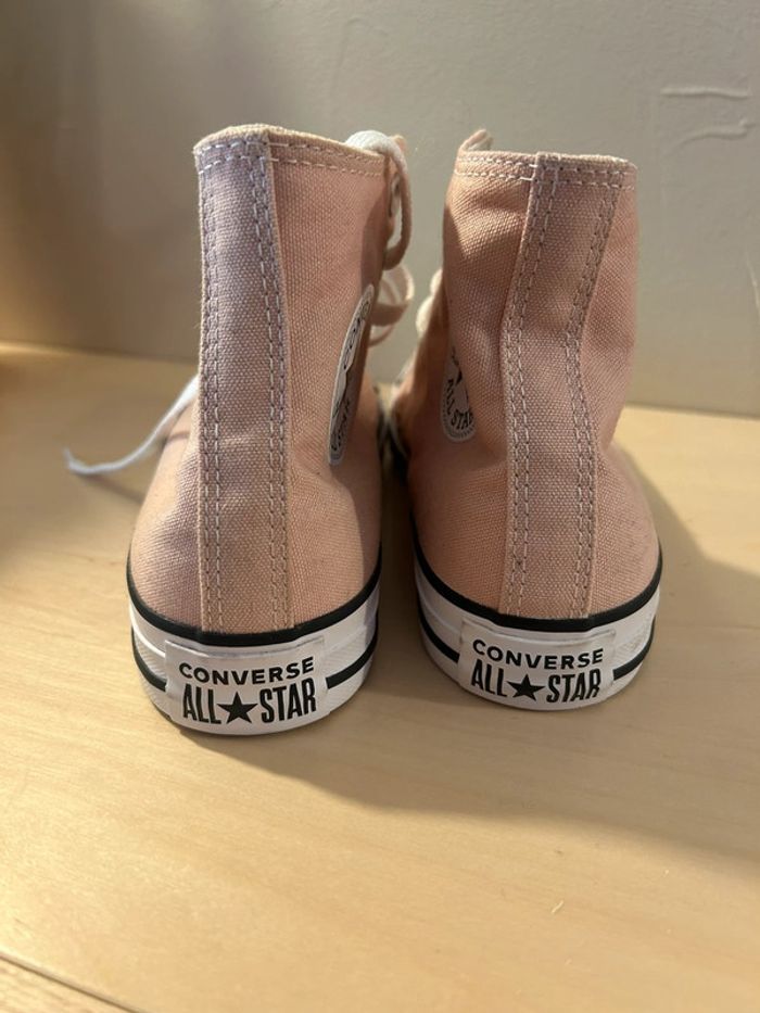 Femme ou ado : converse hautes rose clair taille 37 - photo numéro 4