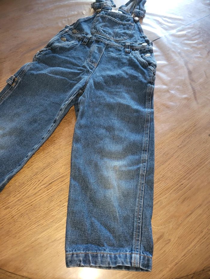 Salopette en jeans mixte 5/6ans - photo numéro 2