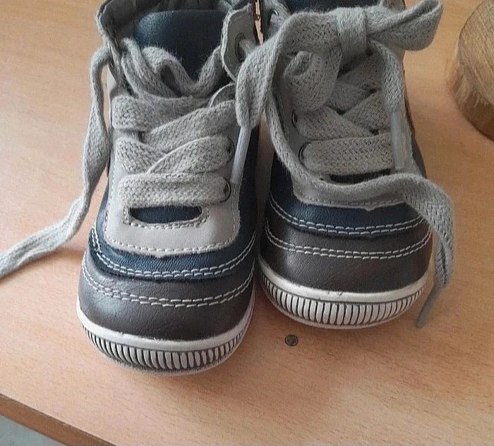 Chaussures de marche Pointure 20 - photo numéro 6