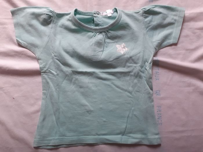 Tee shirt bleu turquoise motif étoile argenté