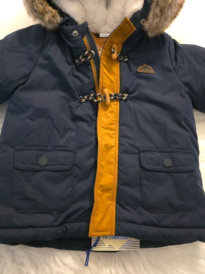NEUF!!!  (non porté)😍🤩💙👌 superbe  PARKA chaud 23 mois (86cm)  automne/hiver garçon 💙💙🤩😍👌 - photo numéro 8