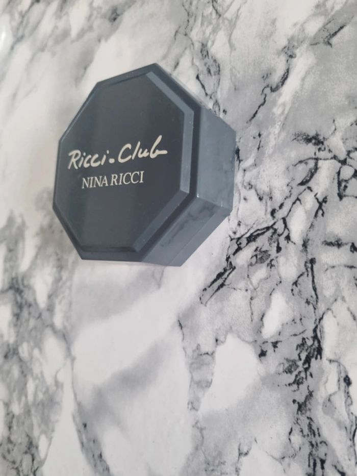 Savon Nina Ricci neuf - photo numéro 6